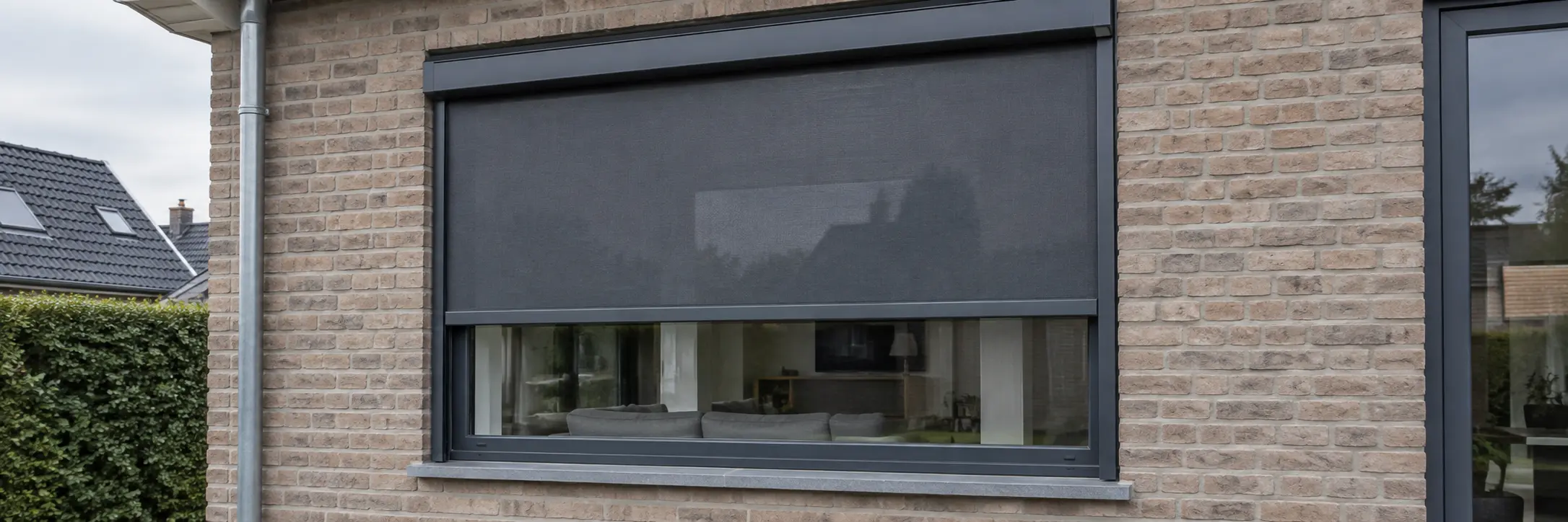 Screens bij een Nederlandse woning